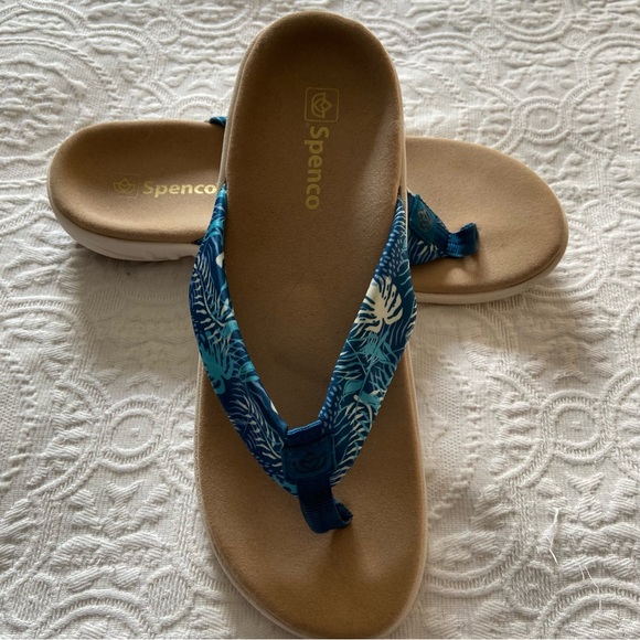 Spenco Shoes - Spenco flip flops size 12M